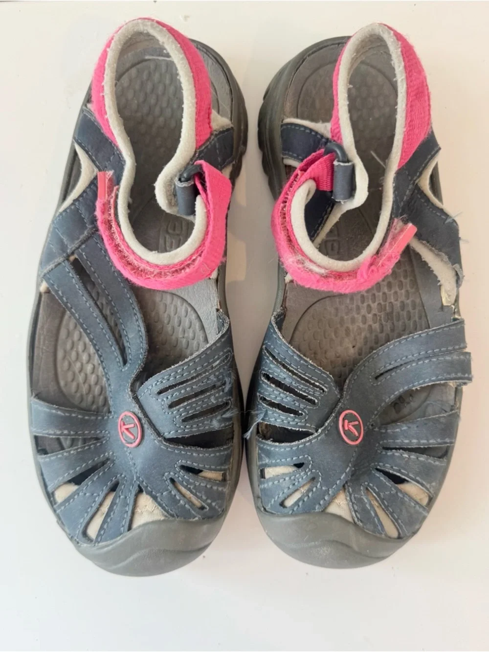 KEEN Sz 1 Girls Youth Kids Rose Midnight Sandals Outdoor Hiking Water Pink Blue - Picture 6 of 8